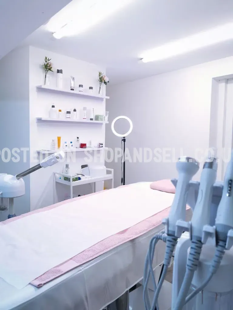 Nail Technician Space to Rent – Serene Hair, Beauty &amp; Nails, Acton High Street