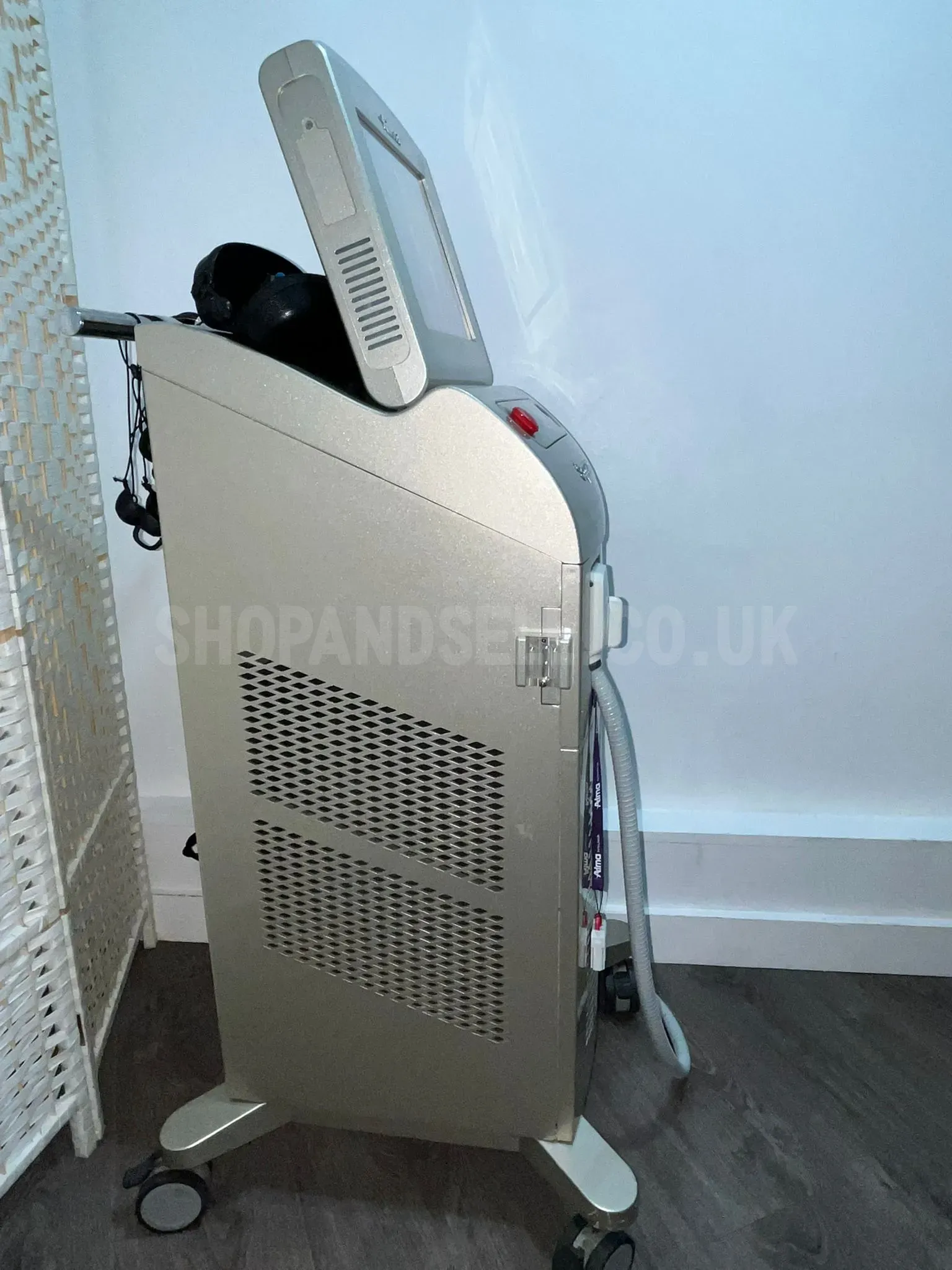 FOR SALE: Alma Soprano ICE – Professional Laser Hair Removal System