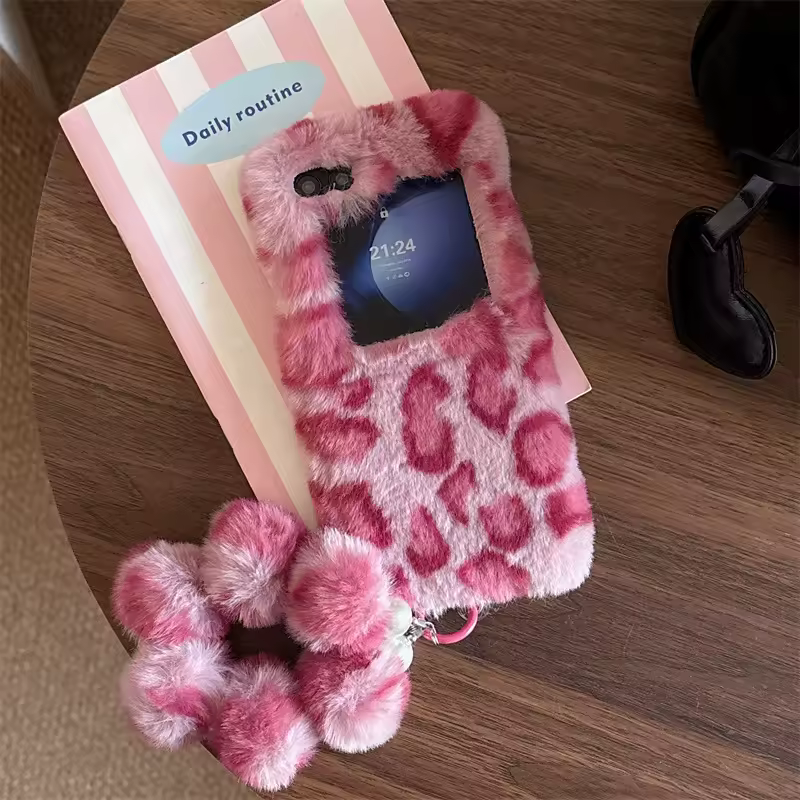 Fashion Leopard Print Fluffy Plush Wrist Strap Bracket Phone Case For Samsung Galaxy