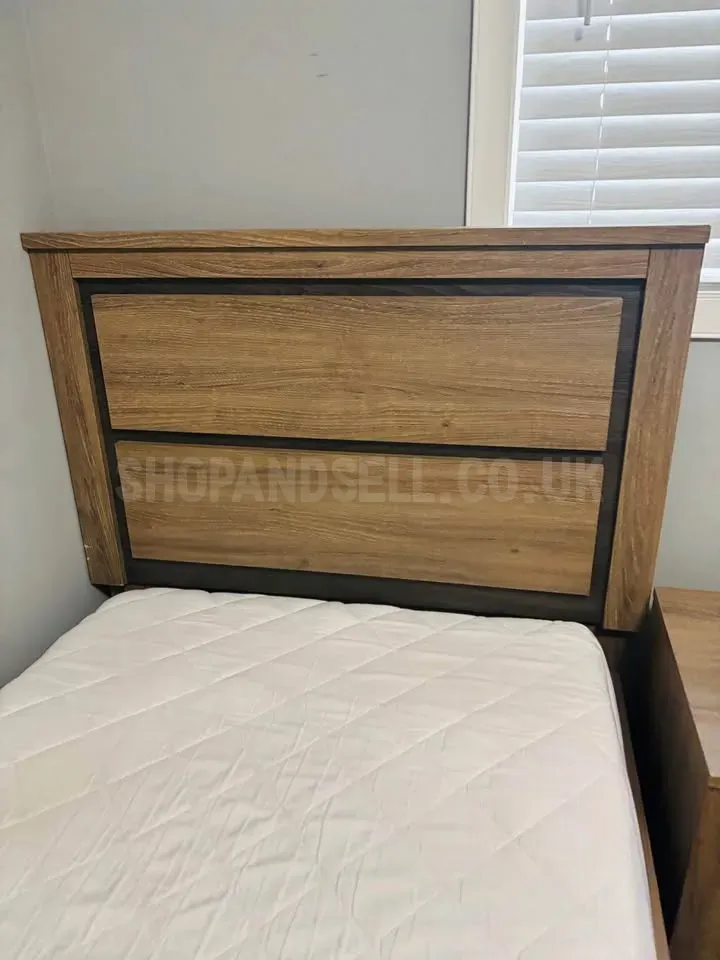 2 Twin size beds with drawers with night stand