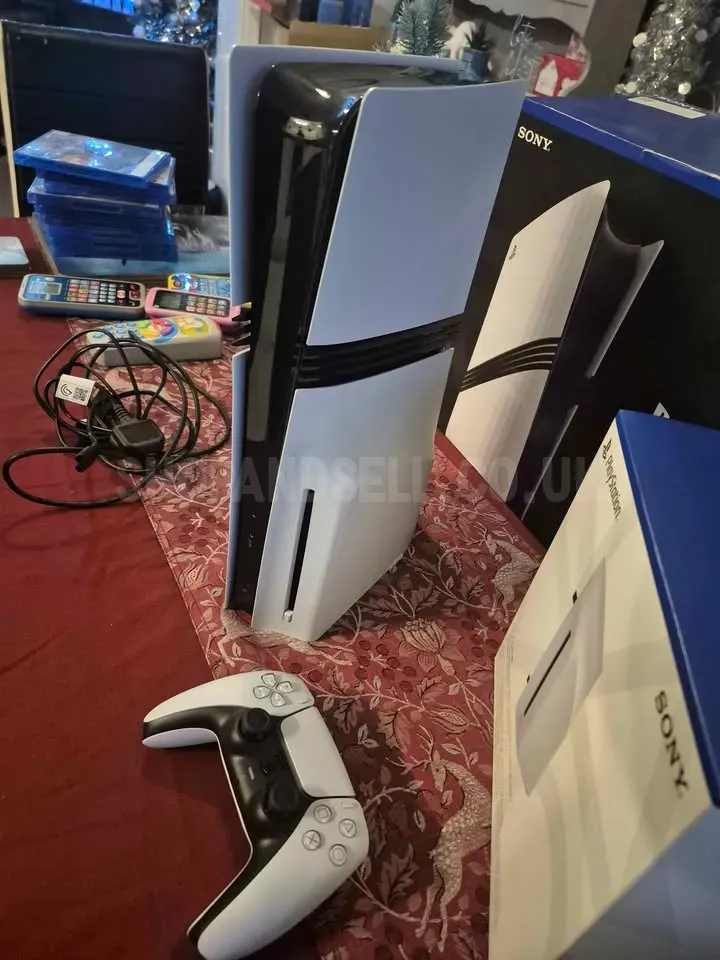 Playstation 5 Pro Disc Edition with 2 Controllers