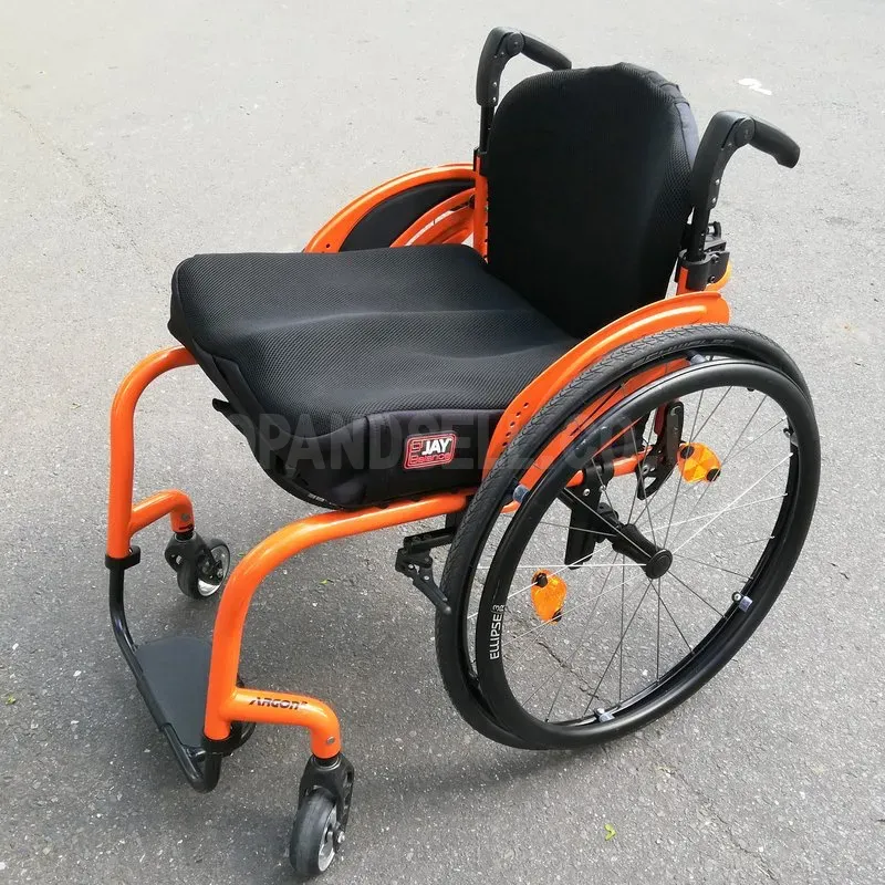 Quickie Argon 2 Manual Wheelchair 